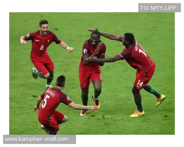 广州足球队成长之路:从默默无闻到辉煌成就的纪实故事 广州足球队成长之路:从默默无闻到辉煌成就的纪实故事