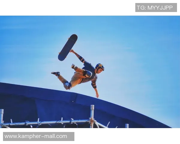 成都极限运动队在世界滑板锦标赛中以95分领先其他队伍展现强劲实力 成都极限运动队在世界滑板锦标赛中以95分领先其他队伍展现强劲实力