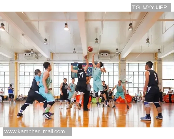 南京篮球队在联合会杯积分榜上以74分稳居第一位置展现强劲实力